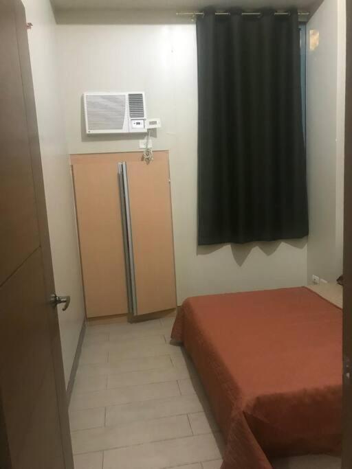 Lovely 2 Bed Room Condo Infront Of Naia Terminal 3 Манила Екстериор снимка